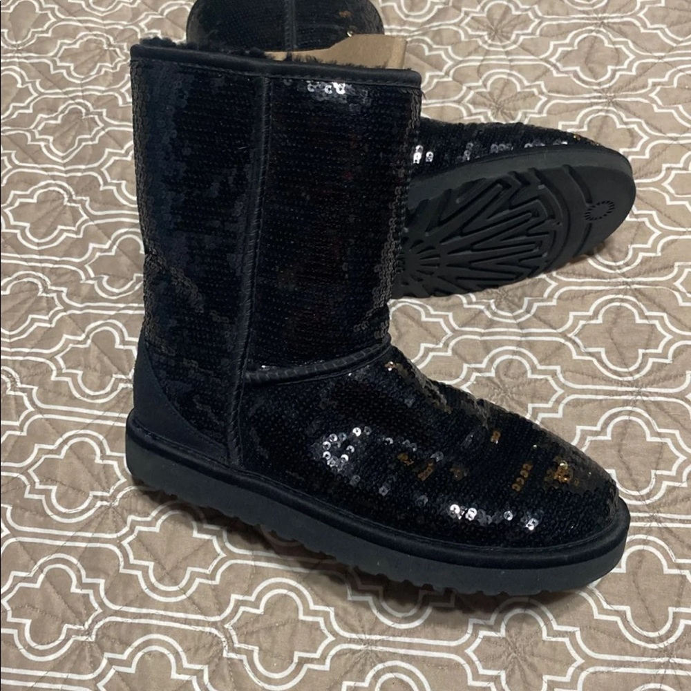 Sequins Ugg - image 4
